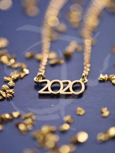 پلاک طلا اسم 2020 scaled